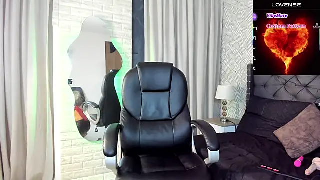 valentina  desire online show from 15, 1, 2026