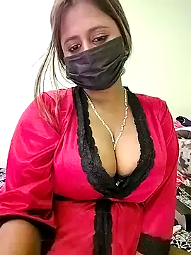 LoveLy-Soneya online show from 17, 4, 2026