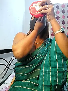 LoveLy-Soneya online show from 13, 2, 2026