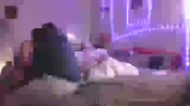 Redriddinghood8 online show from 19, 12, 2025