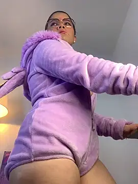 violettabond online show from 24, 4, 2026