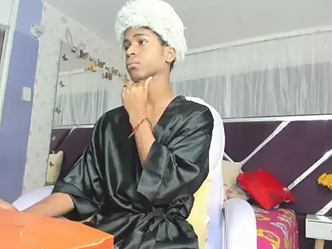 Santy bigcock 01 online show from 18, 12, 2025