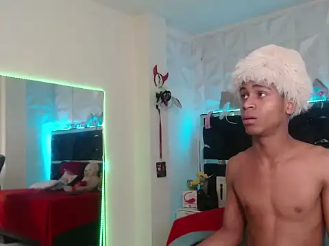 Santy bigcock 01 online show from 29, 11, 2025