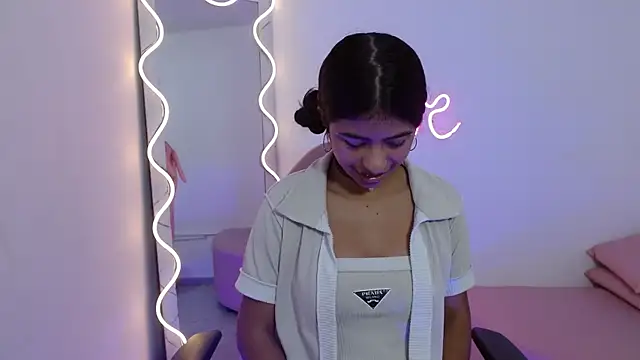 Sandyy tay online show from 13, 11, 2025