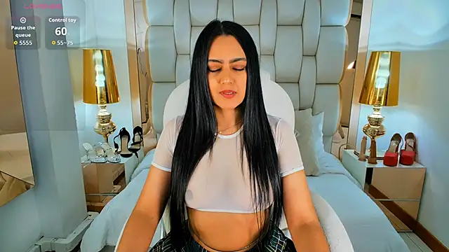 Bella  carther online show from 4, 6, 2026