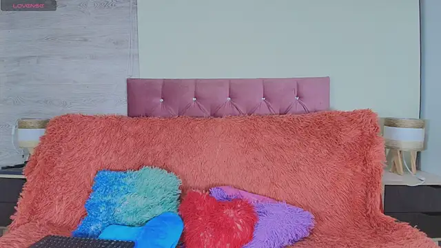 PamelaBoobs online show from 6, 1, 2026