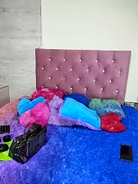 PamelaBoobs online show from 17, 4, 2026