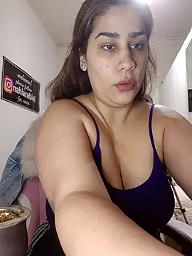 nahiarabiel33 online show from 30, 5, 2026