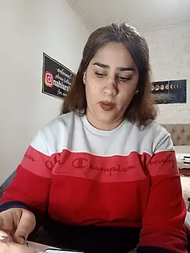 nahiarabiel33 online show from 8, 6, 2026
