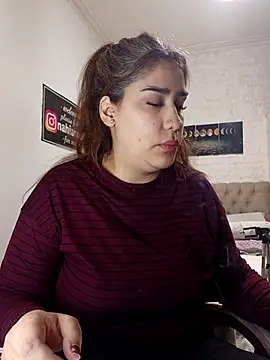 nahiarabiel33 online show from 8, 7, 2026