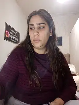 nahiarabiel33 online show from 10, 6, 2026