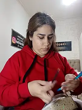nahiarabiel33 online show from 20, 5, 2026