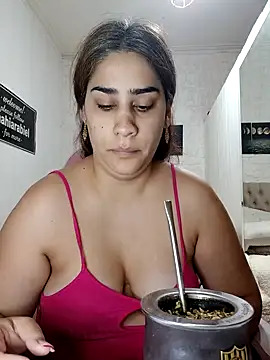 nahiarabiel33 online show from 11, 2, 2026