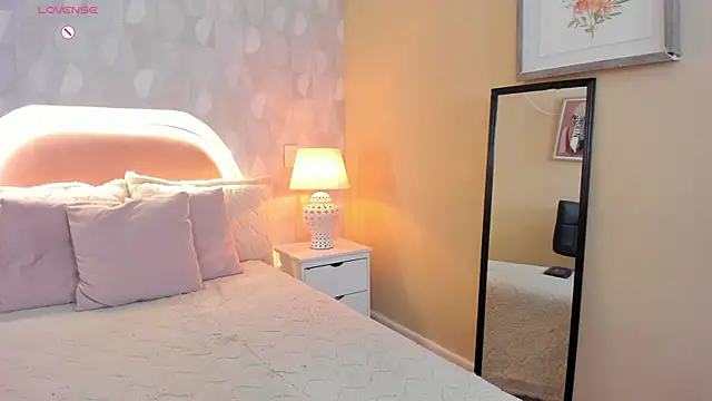 annie  20 online show from 17, 11, 2025