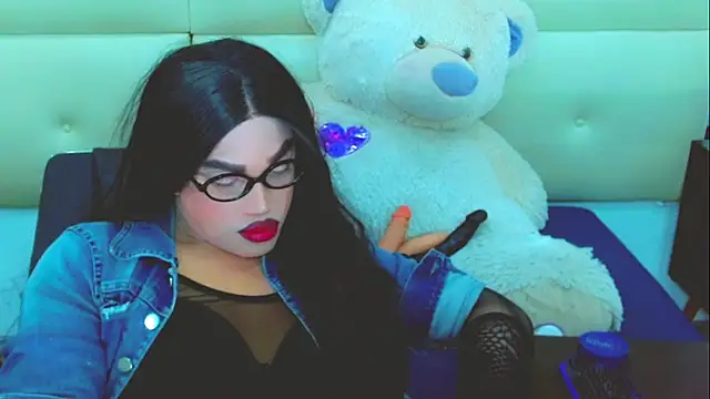 Snapshot of NharaBigCock chatting on 8, 7, 2026 NharaBigCock online show from 8, 7, 2026
