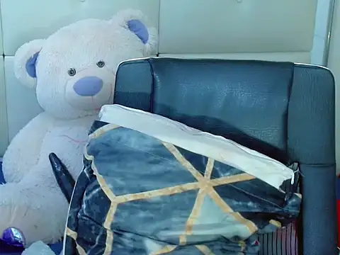 NharaBigCock online show from 30, 11, 2025