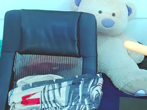 NharaBigCock online show from 24, 3, 2026