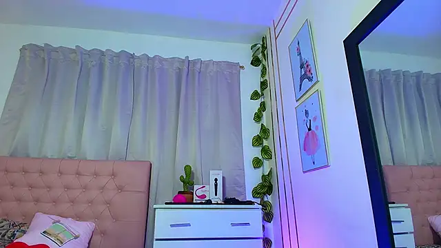 Snapshot of Lulu_swarts chatting on 23, 5, 2026 Lulu swarts online show from 23, 5, 2026