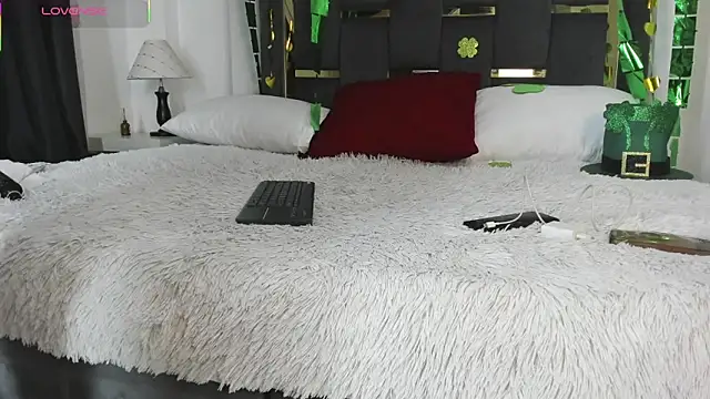 CatleyaSmith online show from 11, 3, 2026