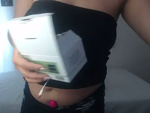 camila rouswhyth online show from 18, 11, 2025