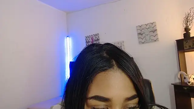 lyam ebony  online show from 11, 2, 2026