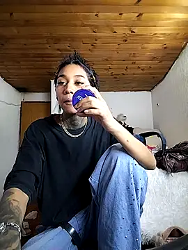 lyam ebony  online show from 11, 1, 2026