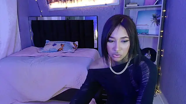 lyam ebony  online show from 14, 11, 2025