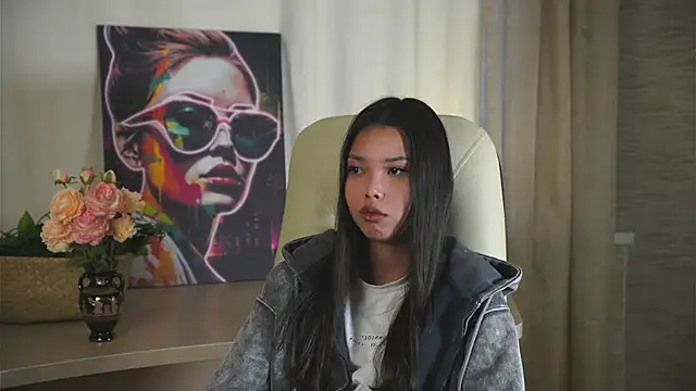 ArdelleRas online show from 5, 11, 2025