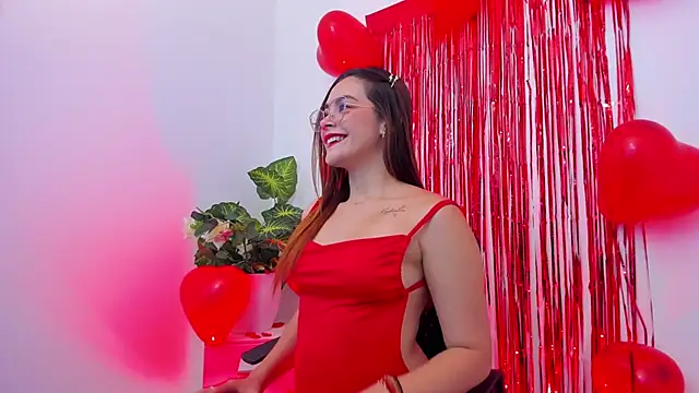 SaraAlvarezx online show from 15, 2, 2026