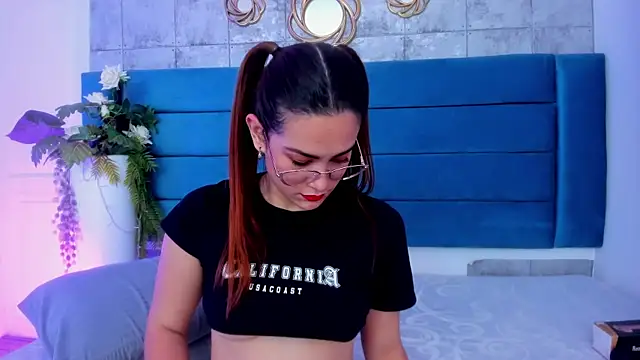 SaraAlvarezx online show from 6, 3, 2026