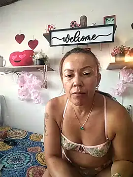 Snapshot of salomehill1 chatting on 25, 4, 2026 salomehill1 online show from 25, 4, 2026