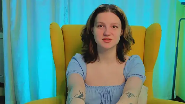 LatinaHuguenin online show from 26, 3, 2026