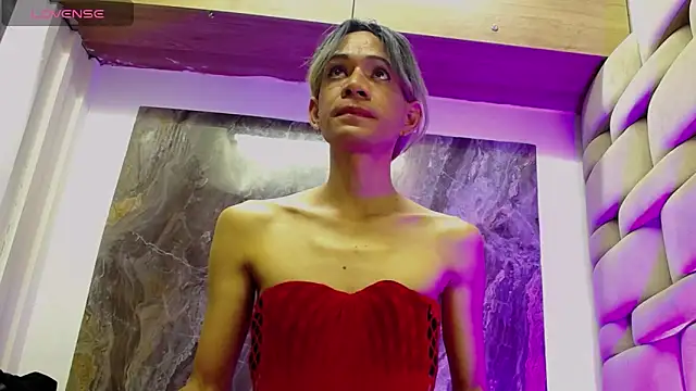 Caitlyn-Joness  online show from 19, 11, 2025