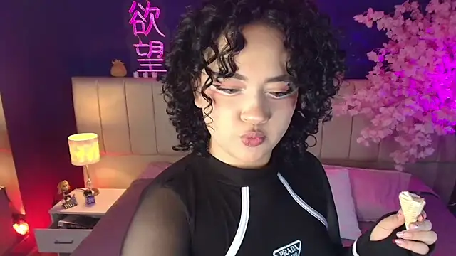  sarahRose online show from 28, 4, 2026