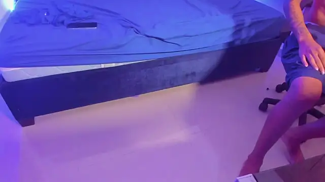 Snapshot of tayron_boy chatting on 4, 11, 2025 tayron boy online show from 4, 11, 2025