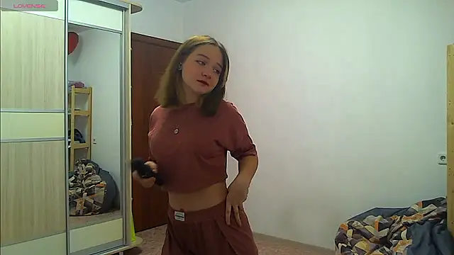 AlissaGerardo online show from 9, 2, 2026