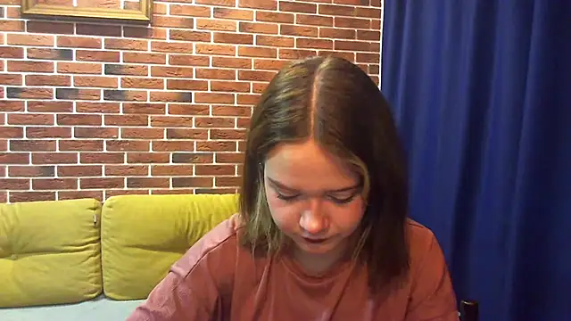 AlissaGerardo online show from 28, 11, 2025