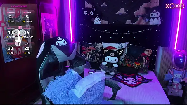Snapshot of ravencollen chatting on 28, 4, 2026 ravencollen online show from 28, 4, 2026