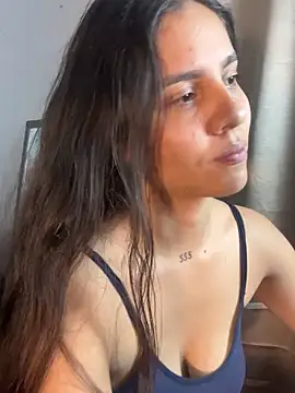 alisaa jhons1 online show from 11, 4, 2026