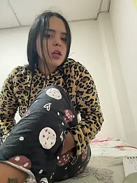 ScarlettG2004 online show from 6, 2, 2026