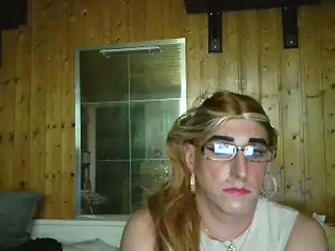 AgnesCross39 online show from 6, 6, 2026