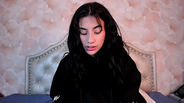 Snapshot of Madhison_5 chatting on 5, 2, 2026 Madhison 5 online show from 5, 2, 2026