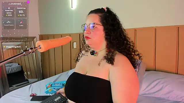 Reichel05  online show from 3, 12, 2025