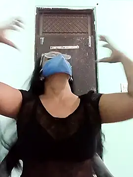 sanjana077 online show from 18, 11, 2025