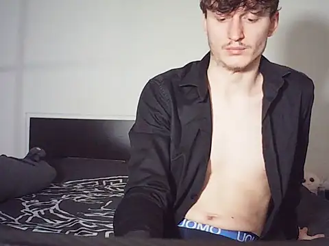 Snapshot of SoftEdgeBoy chatting on 29, 3, 2026 SoftEdgeBoy online show from 29, 3, 2026