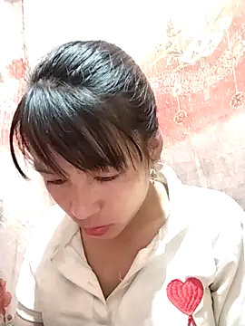 Snapshot of bupbe-baby chatting on 8, 11, 2025 bupbe-baby online show from 8, 11, 2025