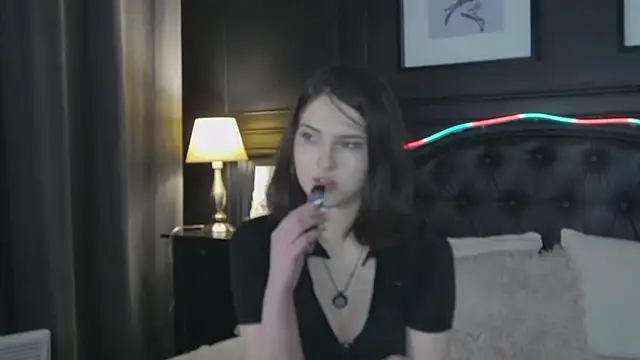 Ruby de Cherry online show from 29, 4, 2026