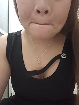 linh-xinh18 online show from 7, 11, 2025