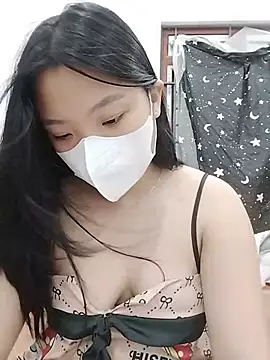 linh-xinh18 online show from 22, 7, 2026