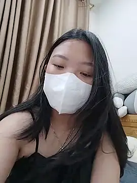 linh-xinh18 online show from 8, 7, 2026